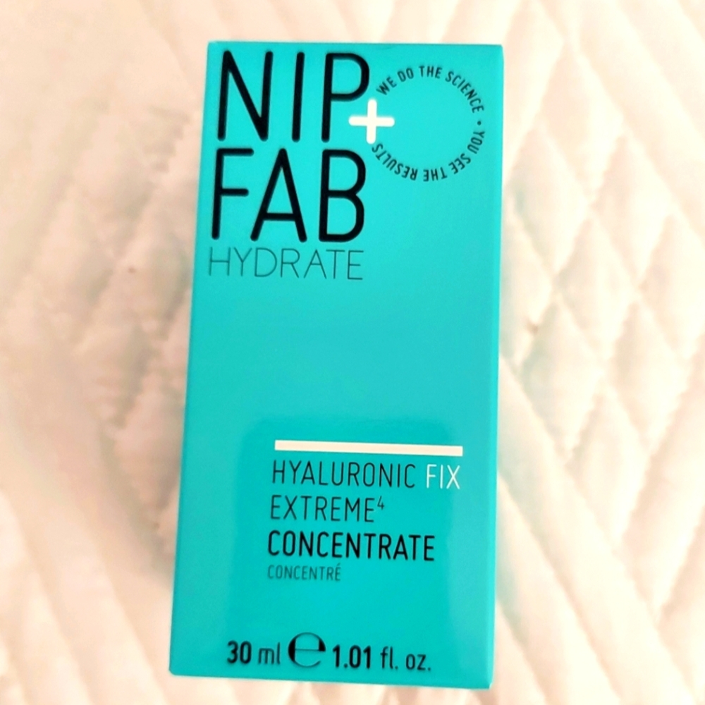 Nip+Fab Hyaluronic Serum